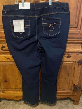 NWT CATO Plus Size
Bootcut Jeans Dark Wash High Rise size 22W western festival